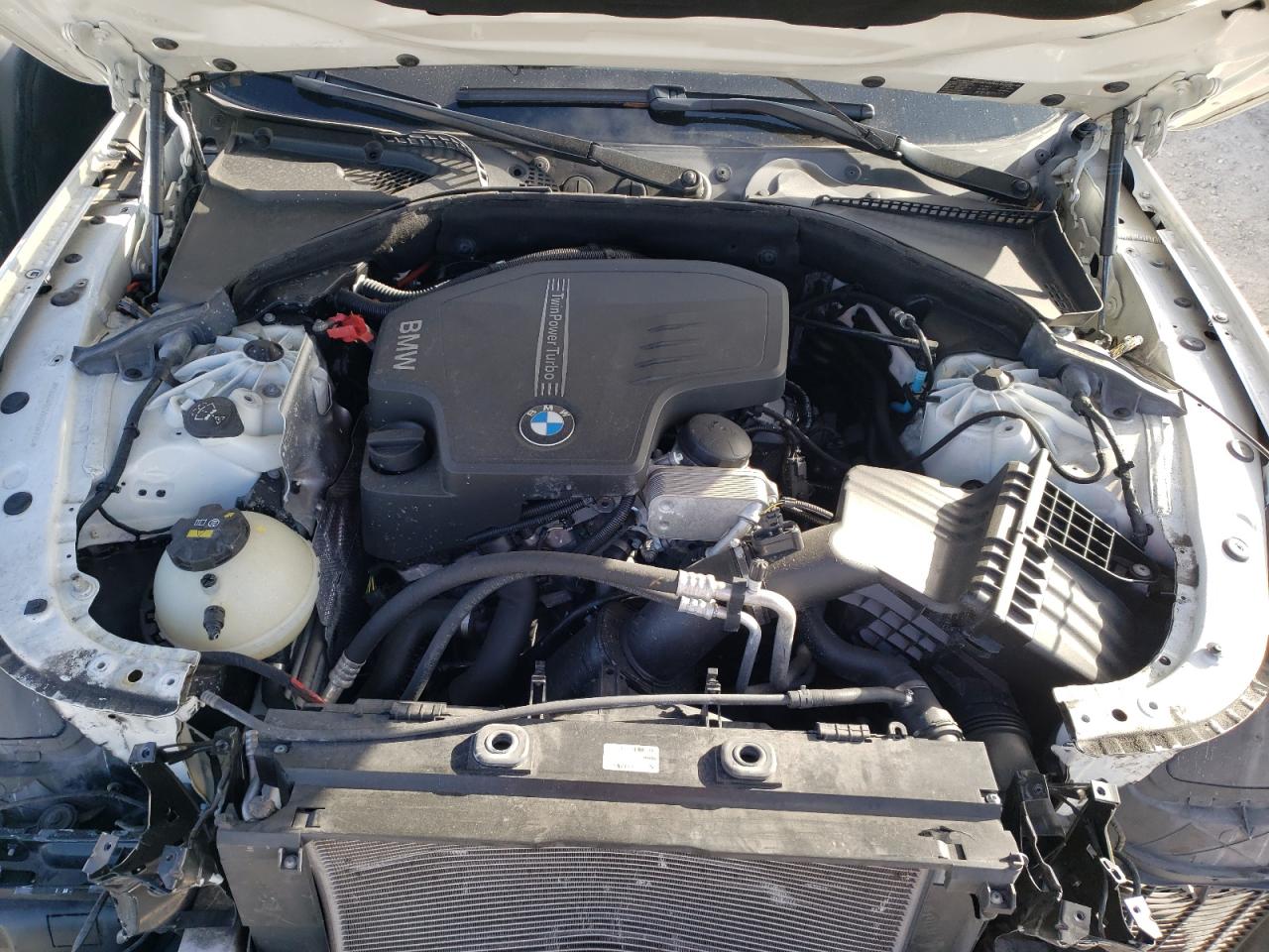 Photo 7 from auction – 2016 BMW 528 I with VIN WBA5A5C55GG354795