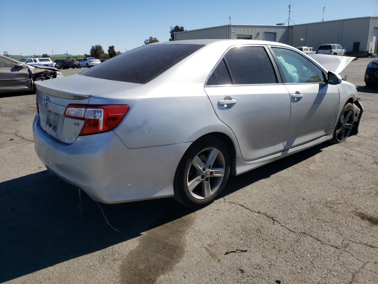 Photo 4 from auction – 2012 TOYOTA CAMRY BASE with VIN 4T1BF1FKXCU047308