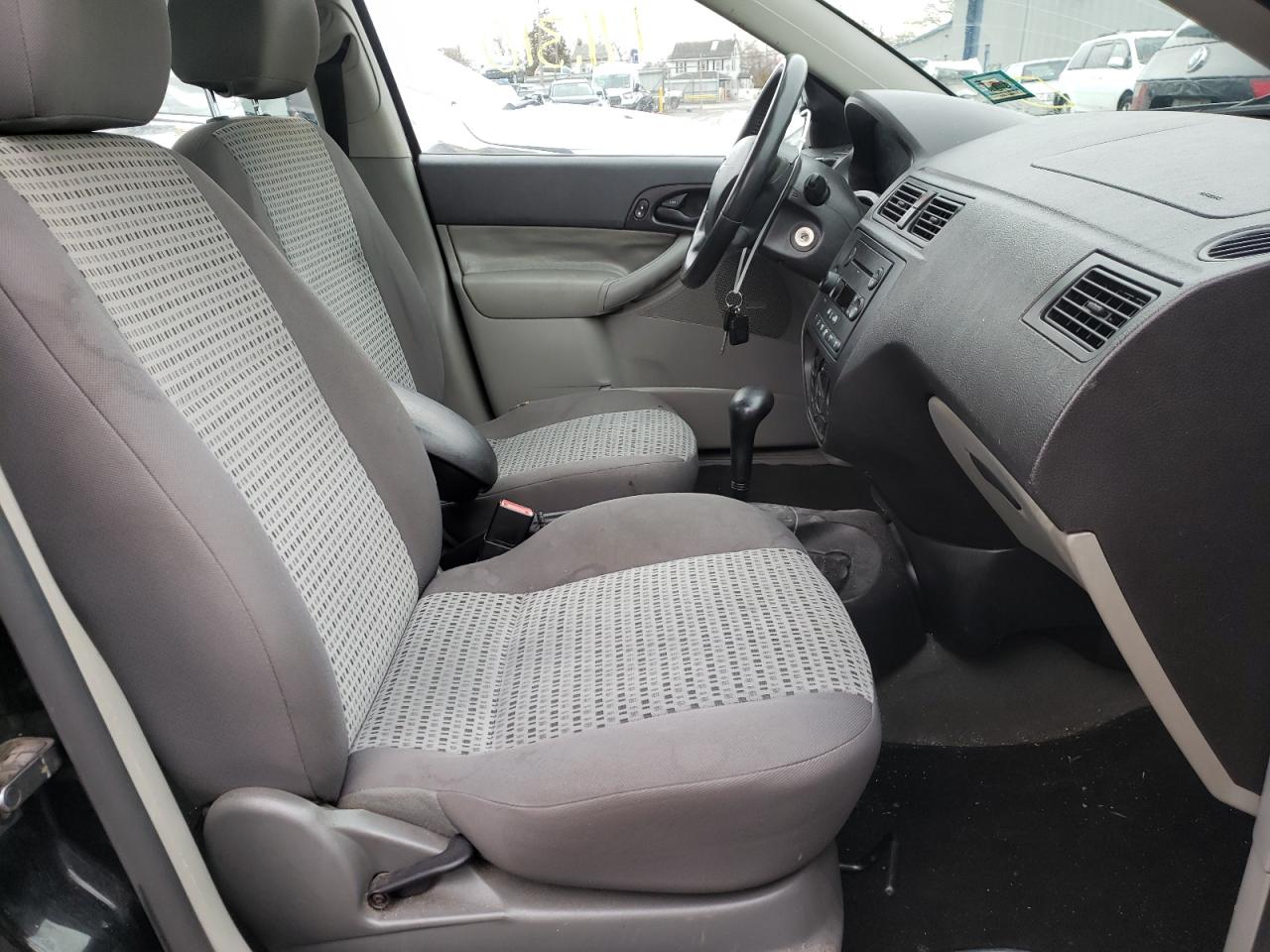 Photo 5 from auction – 2007 FORD FOCUS ZX4 with VIN 1FAHP34N07W290422
