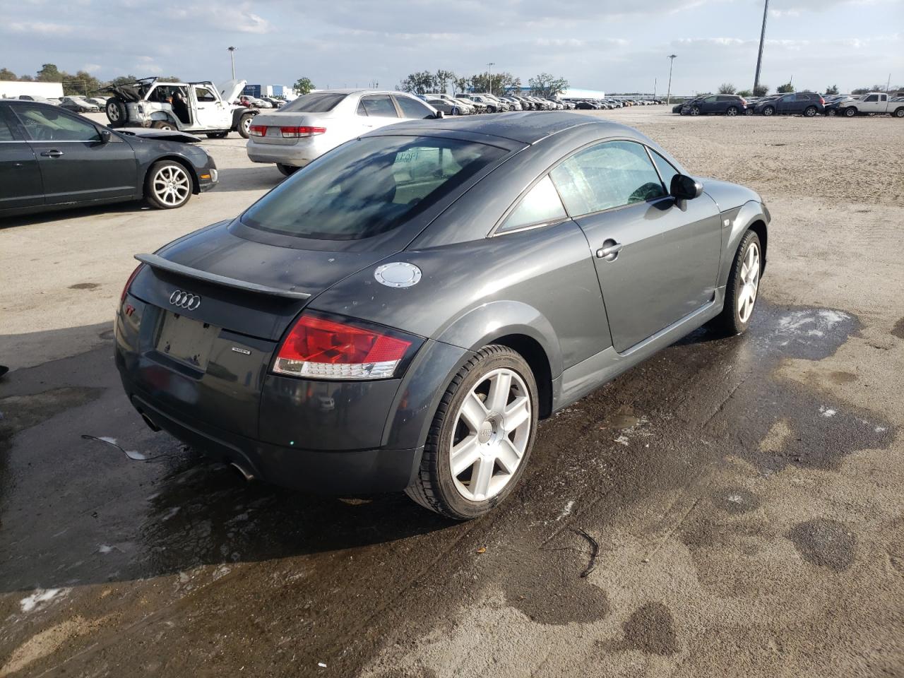 Photo 4 from auction – 2004 AUDI TT QUATTRO with VIN TRUWT28N041007789