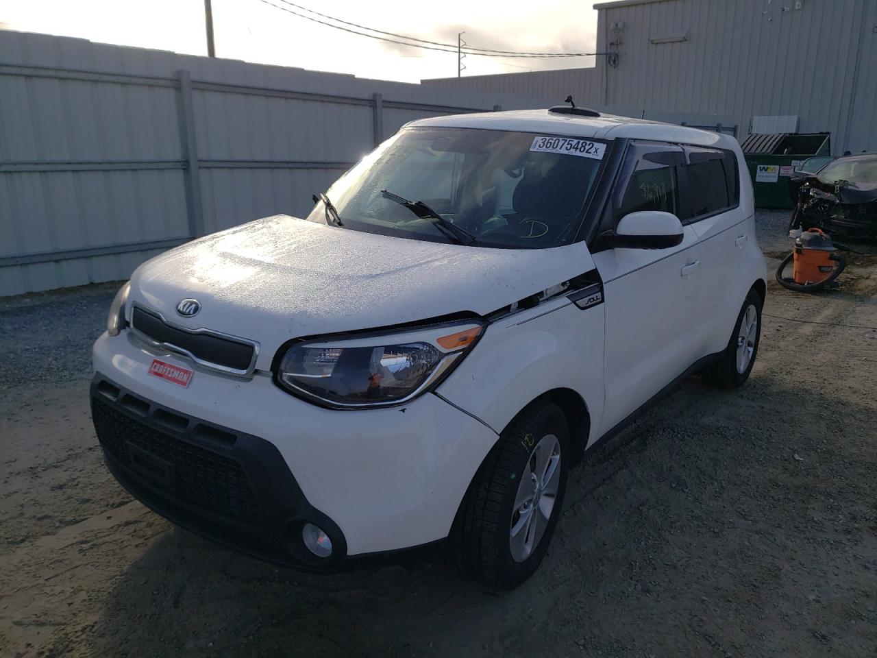 Photo 2 from auction – 2015 KIA SOUL with VIN KNDJN2A24F7179645