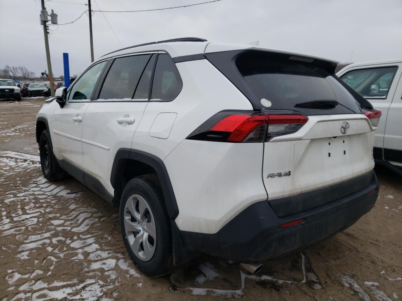 Photo 3 from auction – 2021 TOYOTA RAV4 LE with VIN 2T3G1RFV8MC241536