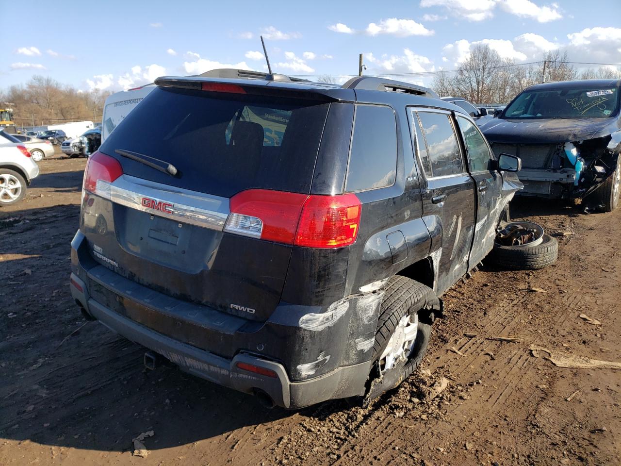 Photo 4 from auction – 2015 GMC TERRAIN SL with VIN 2GKFLWE38F6218411