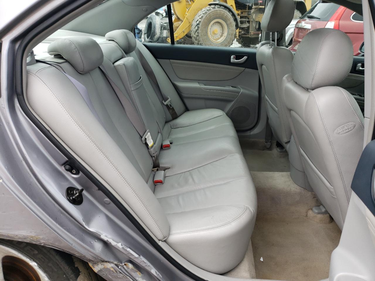 Photo 6 from auction – 2007 HYUNDAI SONATA SE with VIN 5NPEU46F87H216124