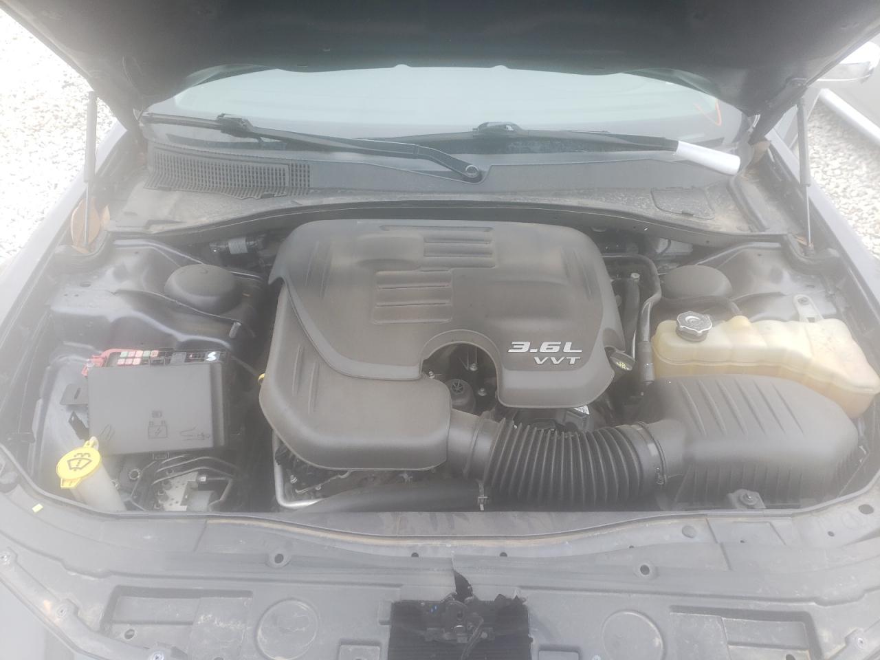 Photo 7 from auction – 2017 CHRYSLER 300C with VIN 2C3CCAEG4HH668976