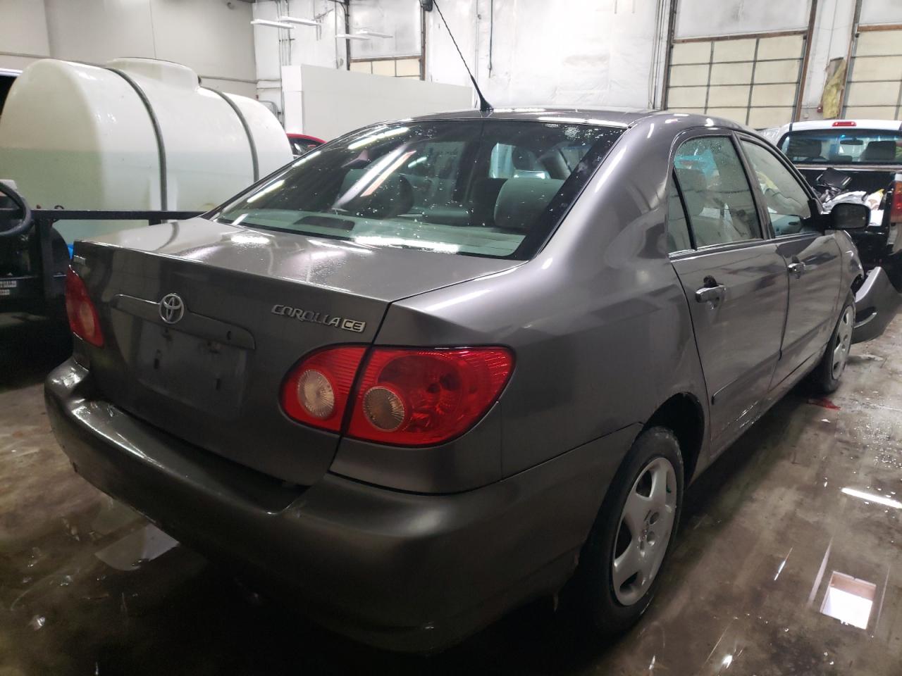 Photo 4 from auction – 2007 TOYOTA COROLLA CE with VIN 1NXBR32E67Z845751
