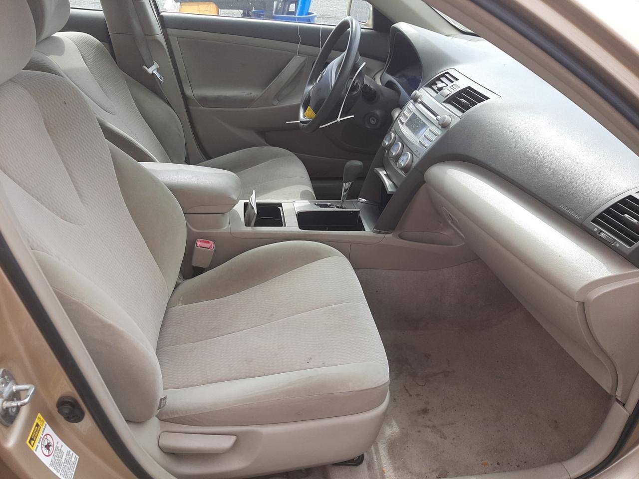 Photo 5 from auction – 2011 TOYOTA CAMRY BASE with VIN 4T1BF3EKXBU196782