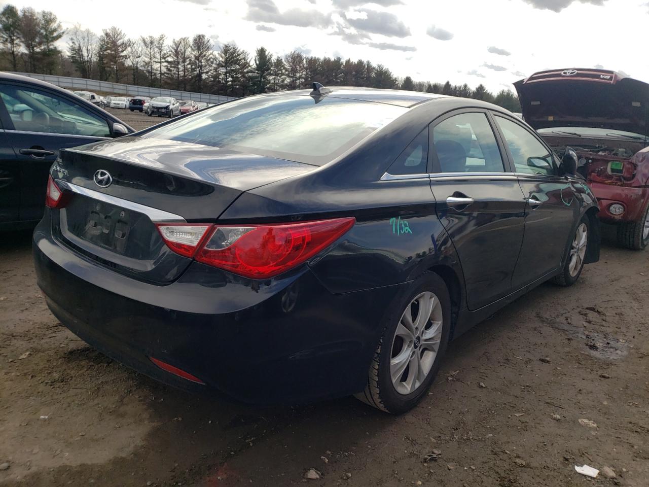 Photo 4 from auction – 2013 HYUNDAI SONATA SE with VIN 5NPEC4AC6DH709828