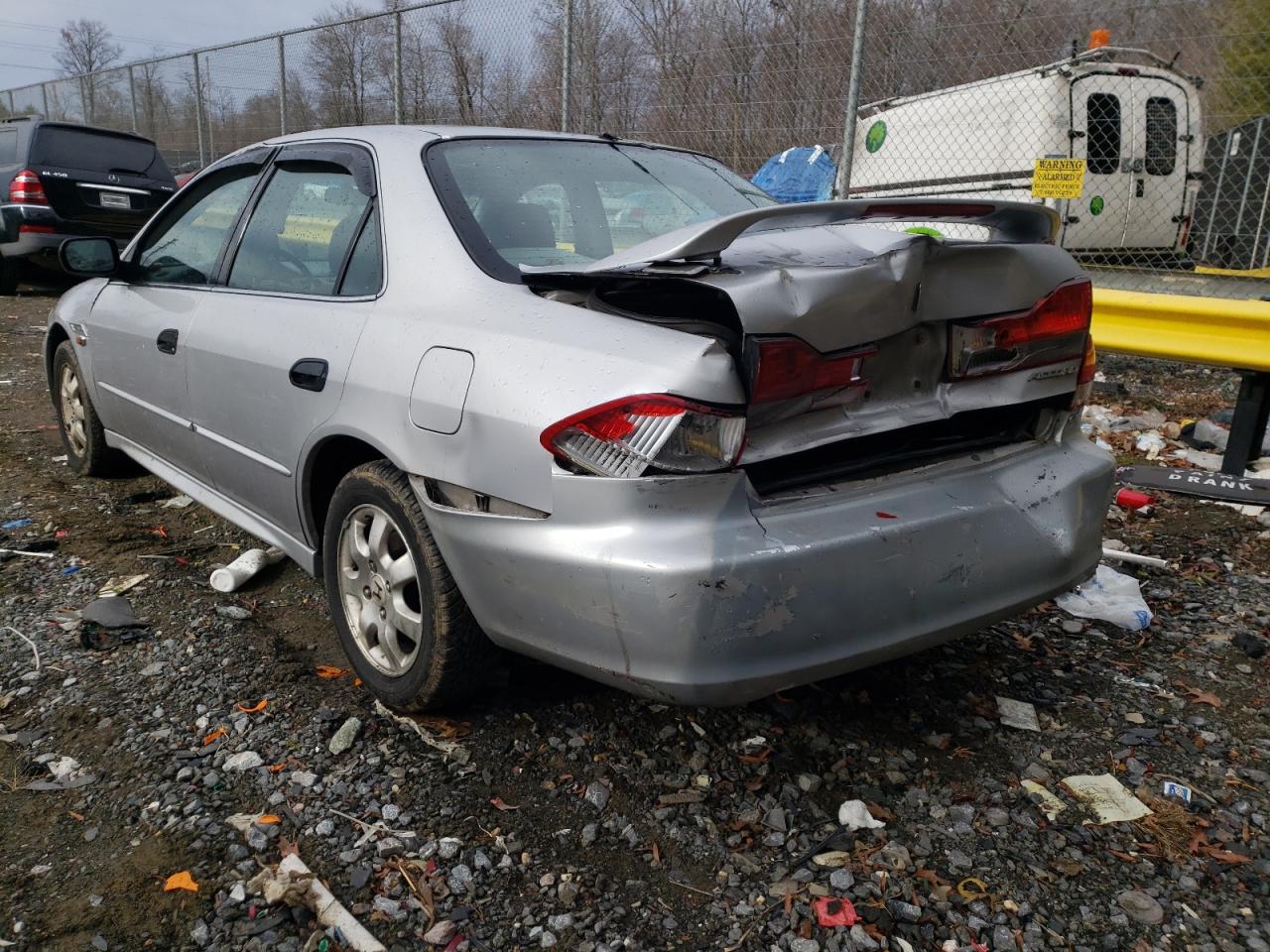 Photo 3 from auction – 2002 HONDA ACCORD with VIN 1HGCG55682A035192
