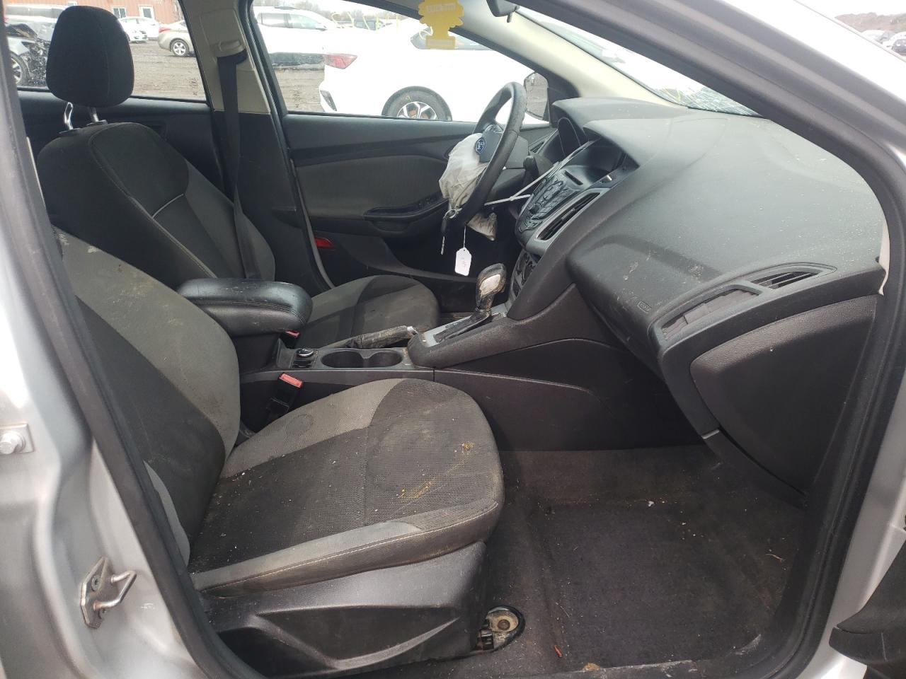 Photo 5 from auction – 2012 FORD FOCUS SE with VIN 1FAHP3F20CL309792