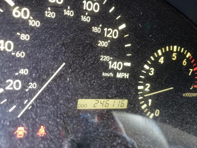 Photo 8 from auction – 2001 LEXUS RX 300 with VIN JTJGF10U610105968