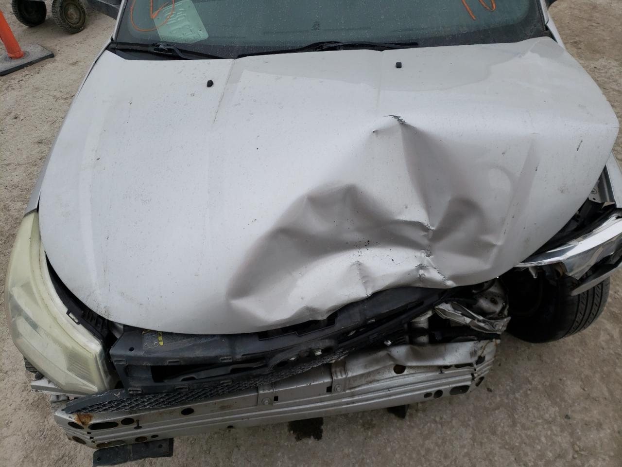 Photo 7 from auction – 2011 FORD FOCUS SE with VIN 1FAHP3FN6BW194431