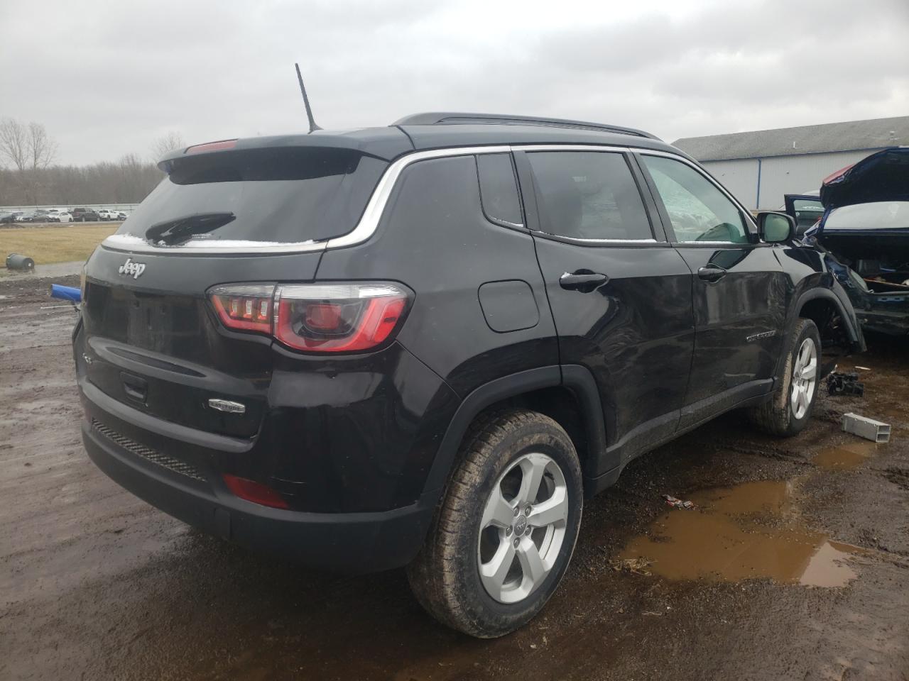 Photo 4 from auction – 2018 JEEP COMPASS LA with VIN 3C4NJDBB9JT255968