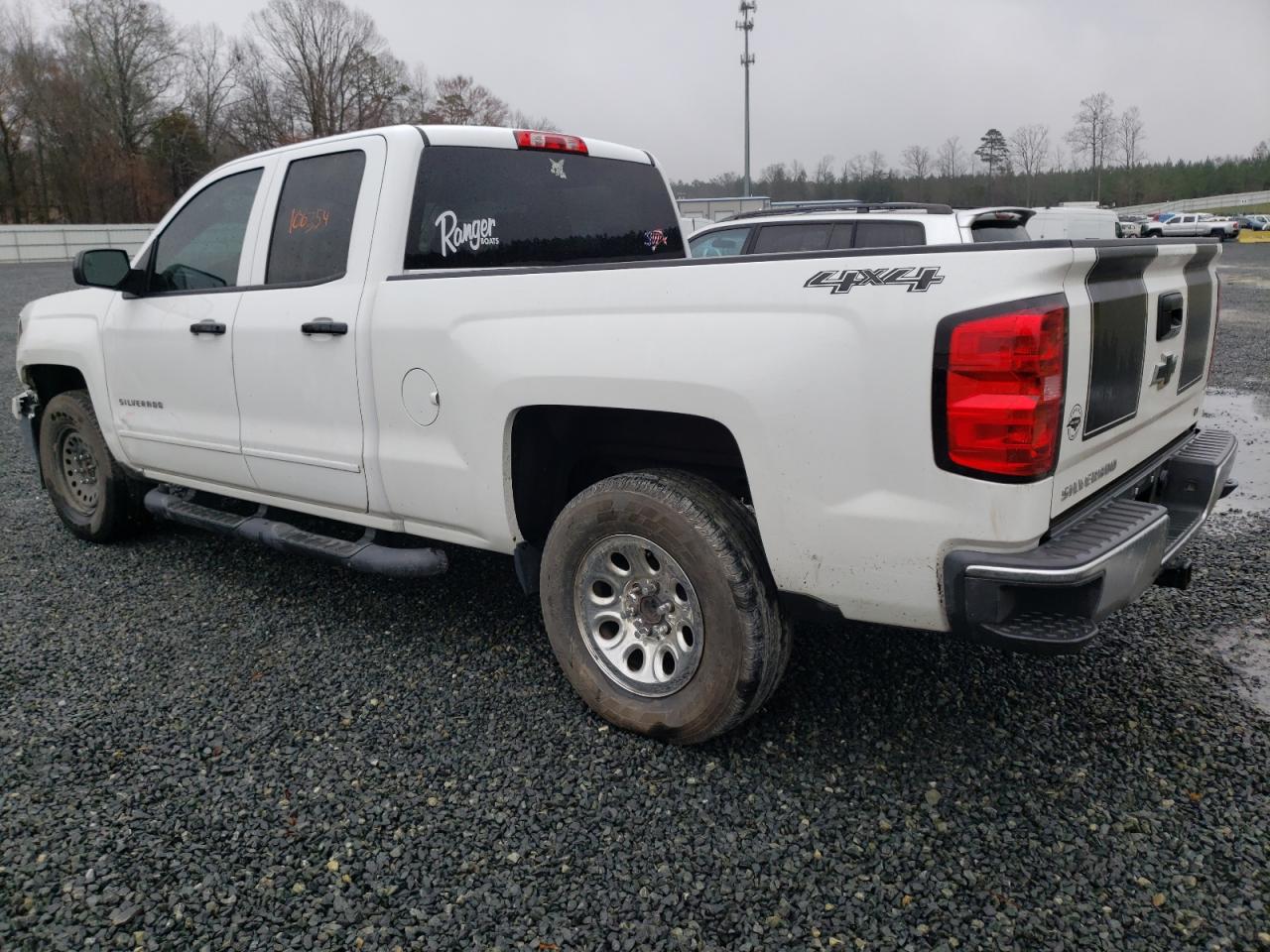 Photo 3 from auction – 2015 CHEVROLET SILVERADO with VIN 1GCVKREC5FZ364457