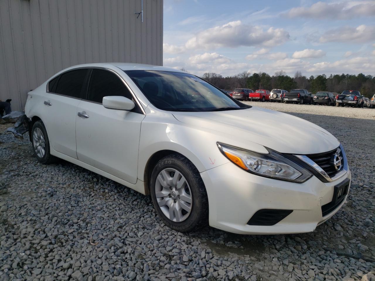 NISSAN ALTIMA 2.5 2016 with VIN 1N4AL3AP1GN342343 - Photo from auction