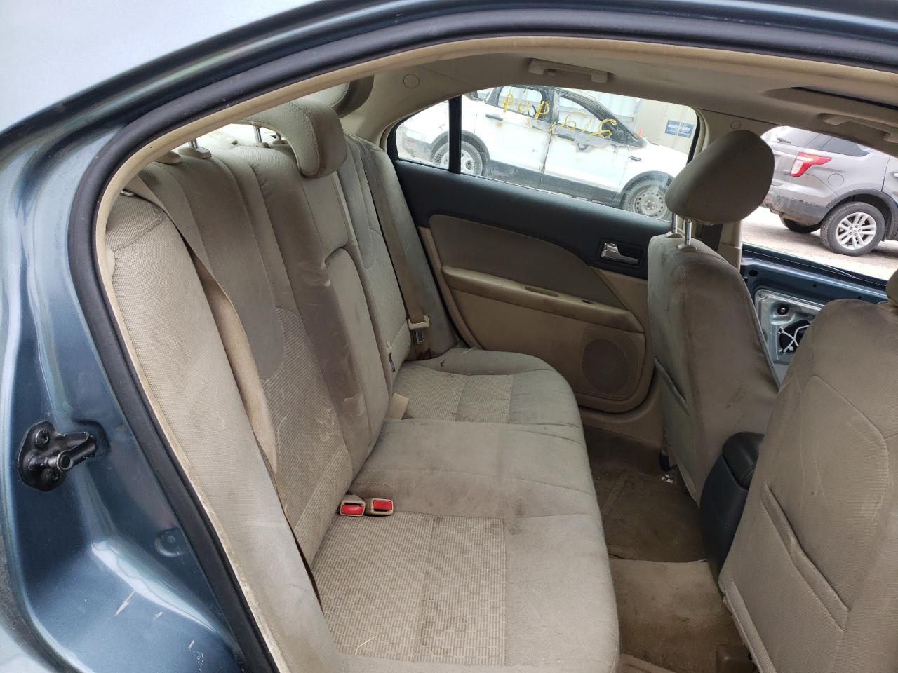 Photo 6 from auction – 2011 FORD FUSION SE with VIN 3FAHP0HA3BR221144