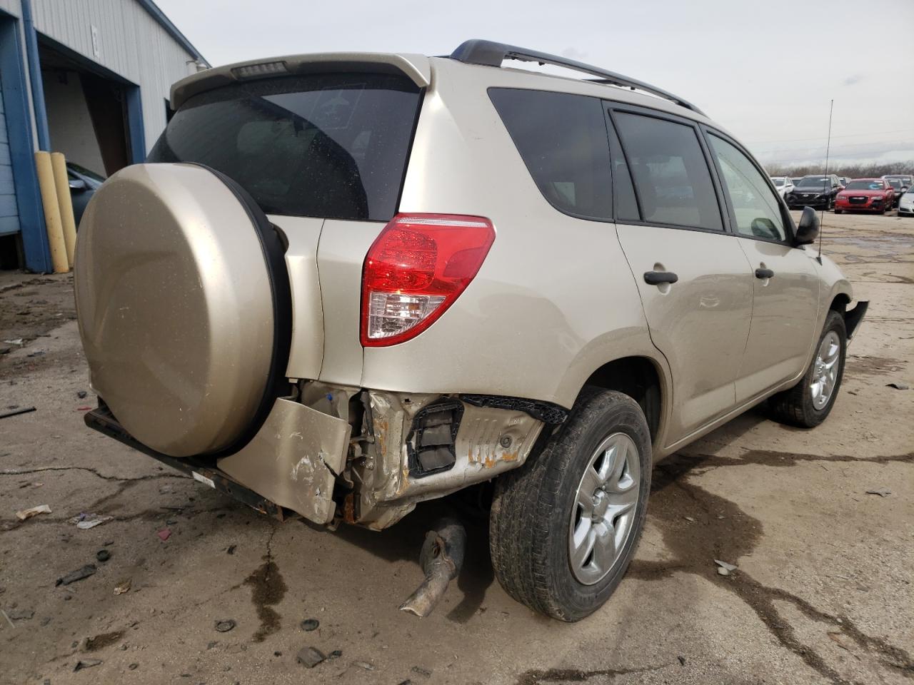 Photo 4 from auction – 2006 TOYOTA RAV4 with VIN JTMZD33VX66005877