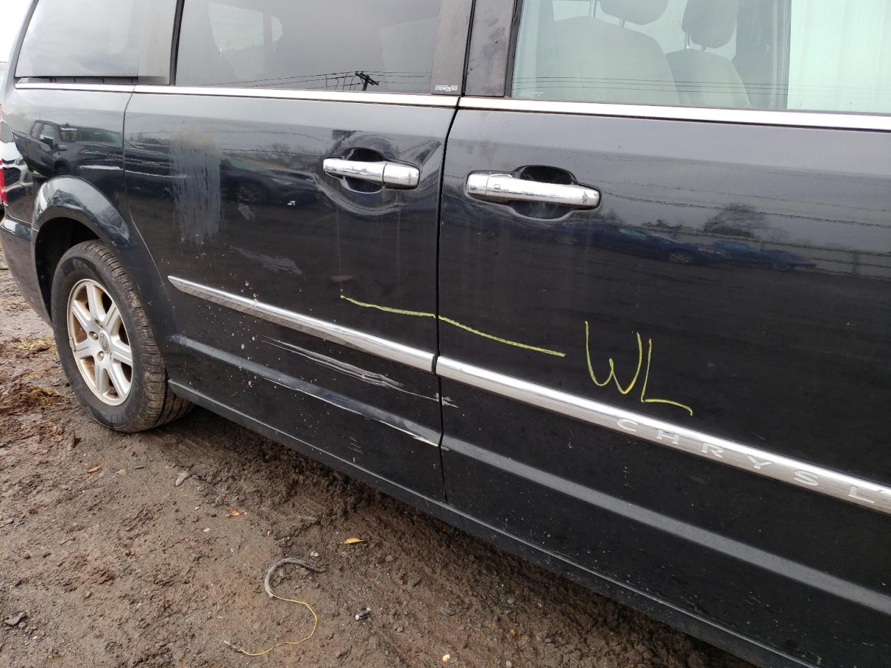 Photo 9 from auction – 2012 CHRYSLER TOWN & COU with VIN 2C4RC1BG5CR107022