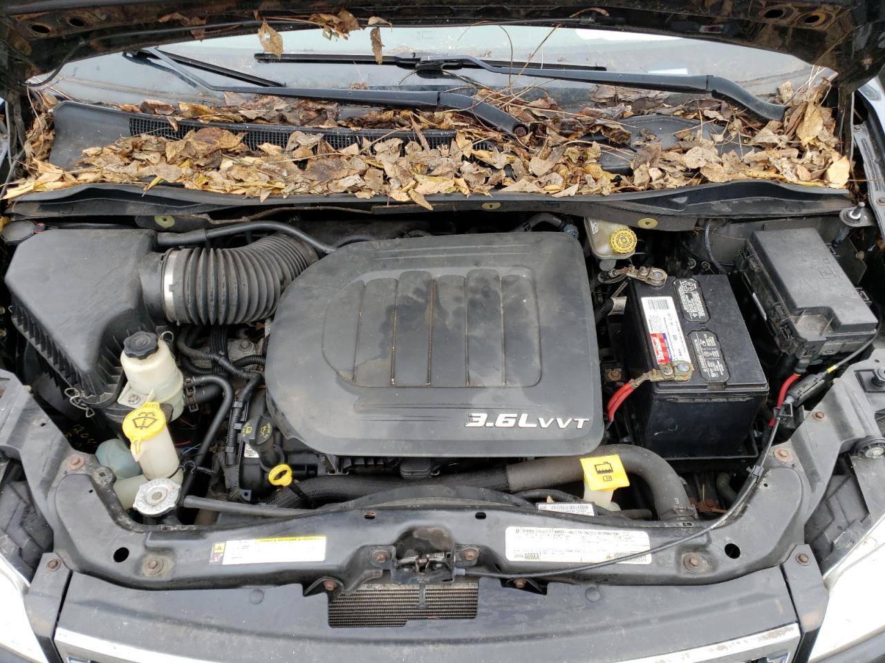 Photo 7 from auction – 2012 CHRYSLER TOWN & COU with VIN 2C4RC1BG5CR107022