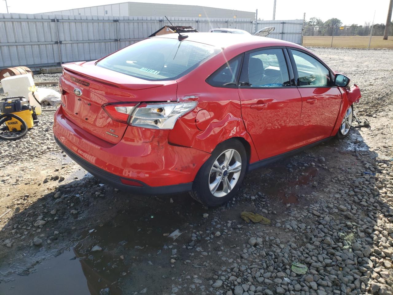 Photo 4 from auction – 2012 FORD FOCUS SE with VIN 1FAHP3F29CL444754