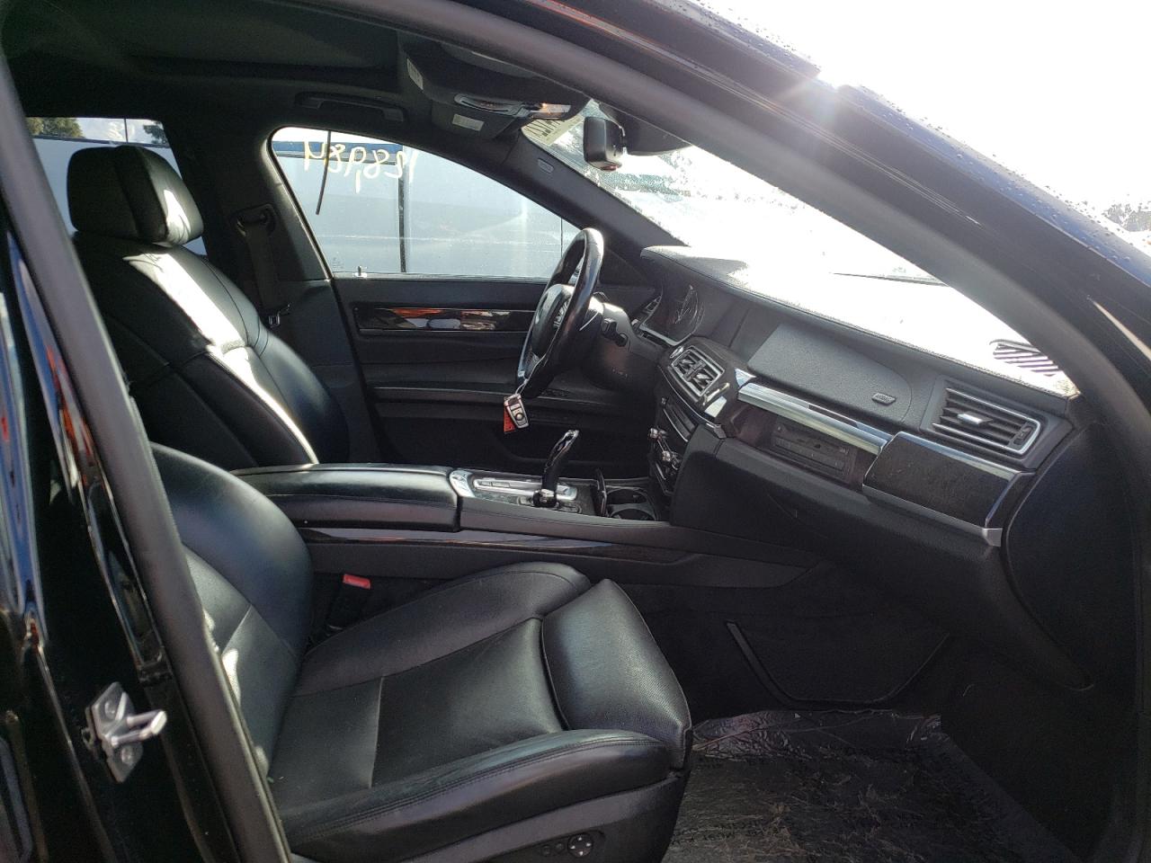 Photo 5 from auction – 2011 BMW 750 LI with VIN WBAKB8C5XBCY66487