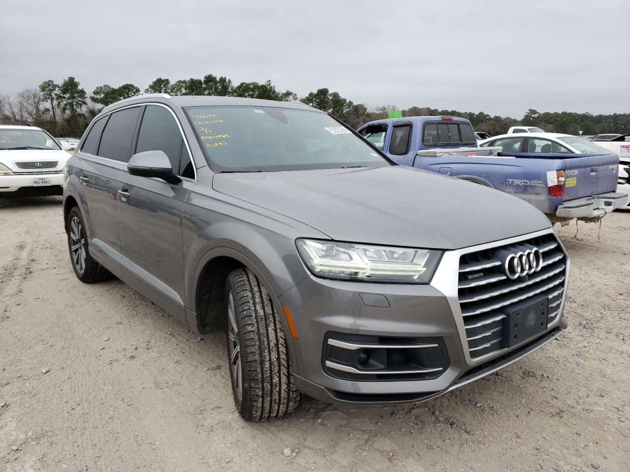 AUDI Q7 PRESTIG 2017 with VIN WA1VAAF78HD049426 - Photo from auction