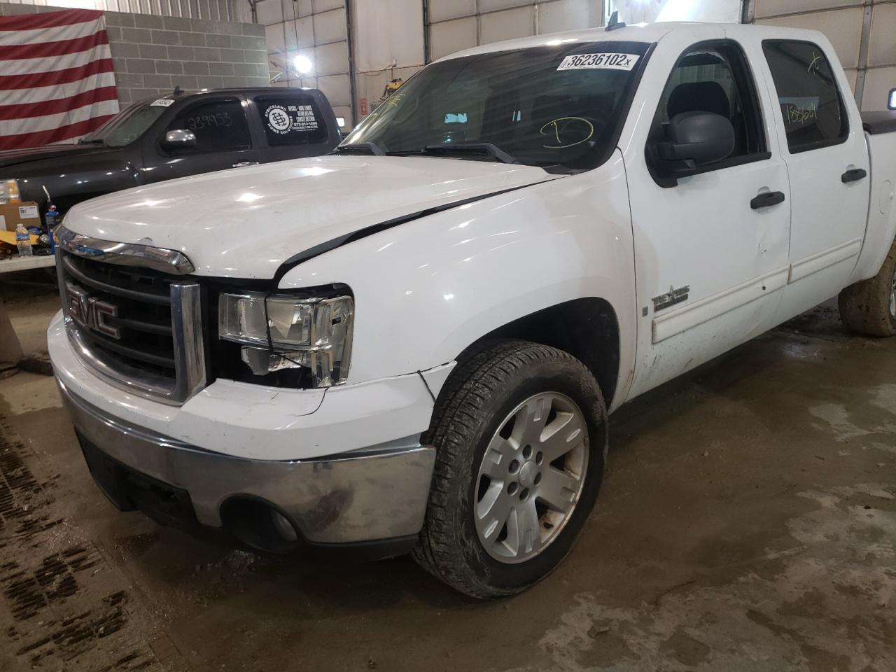 Photo 9 from auction – 2007 GMC NEW SIERRA with VIN 3GTEC13J07G531079