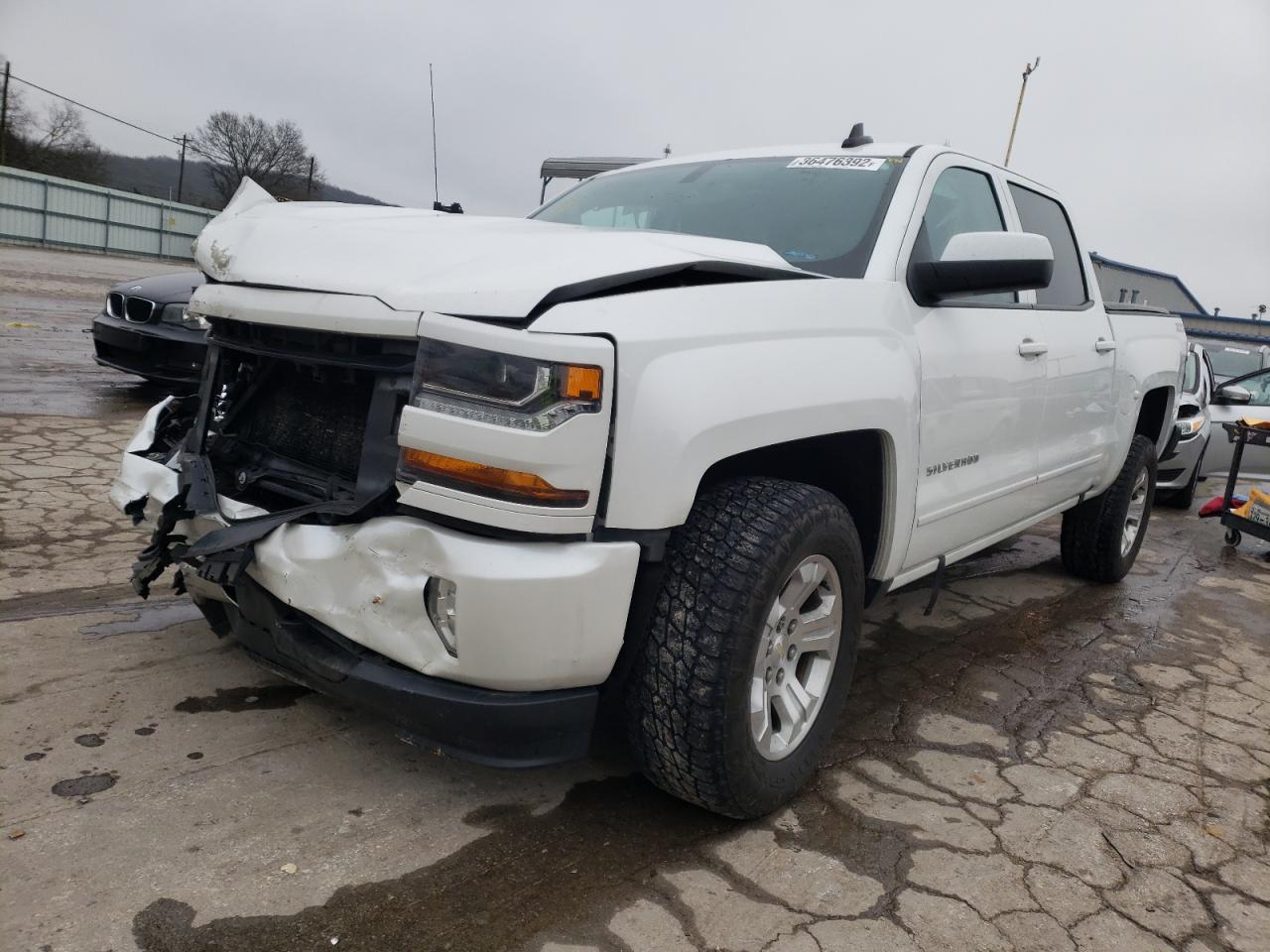 Photo 2 from auction – 2016 CHEVROLET silverado with VIN 3GCUKREC9GG365480