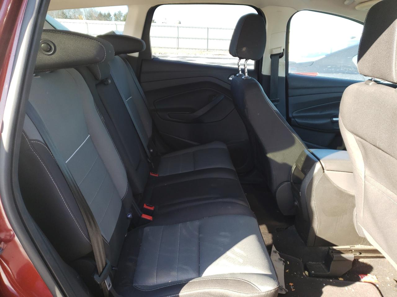 Photo 6 from auction – 2015 FORD ESCAPE SE with VIN 1FMCU9G94FUB01243