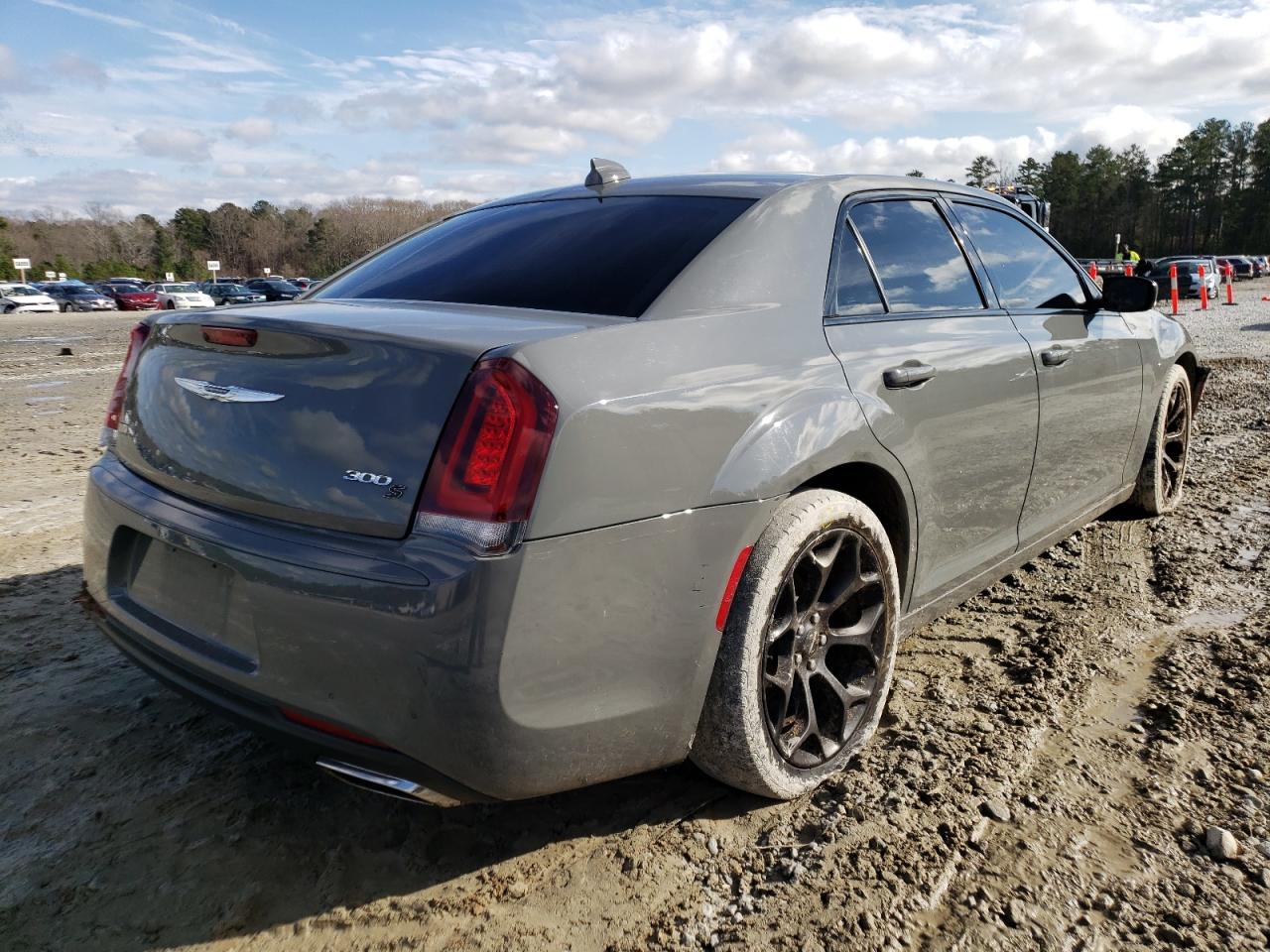 Zdjęcie 4 z aukcji – 2019 CHRYSLER 300 S z VIN 2C3CCABGXKH516728