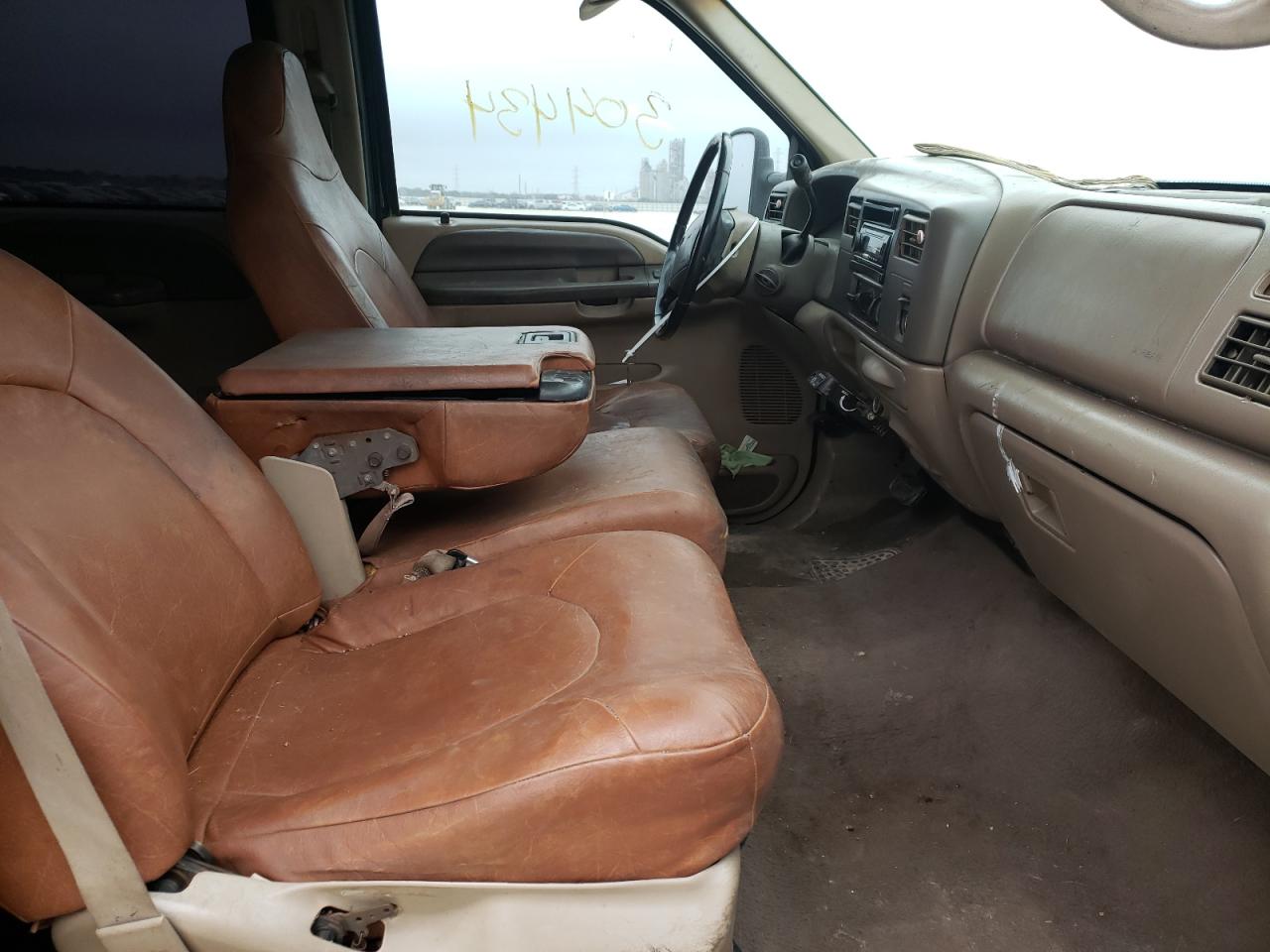 Photo 5 from auction – 2000 FORD F250 SUPER with VIN 1FTNW20F6YED40210