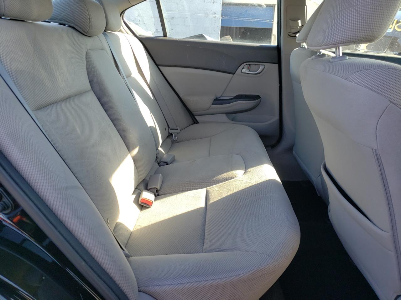 Photo 6 from auction – 2012 HONDA CIVIC LX with VIN 2HGFB2F5XCH308488