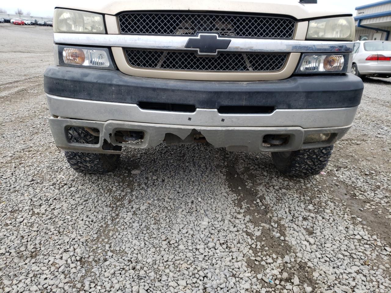 Photo 9 from auction – 2004 CHEVROLET SILVERADO with VIN 1GCHK23134F114249