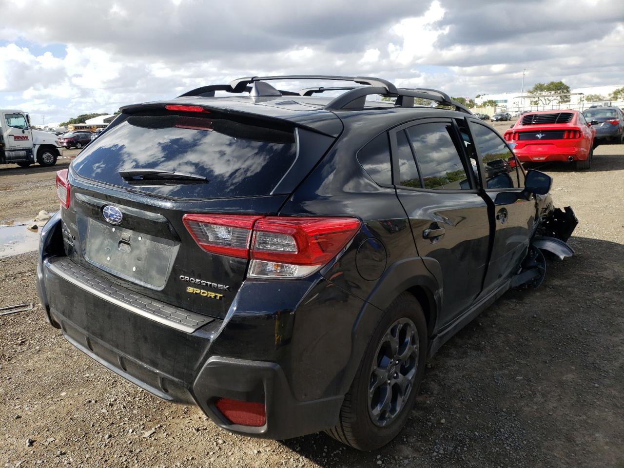 Photo 4 from auction – 2021 SUBARU CROSSTREK with VIN JF2GTHSC3MH666810