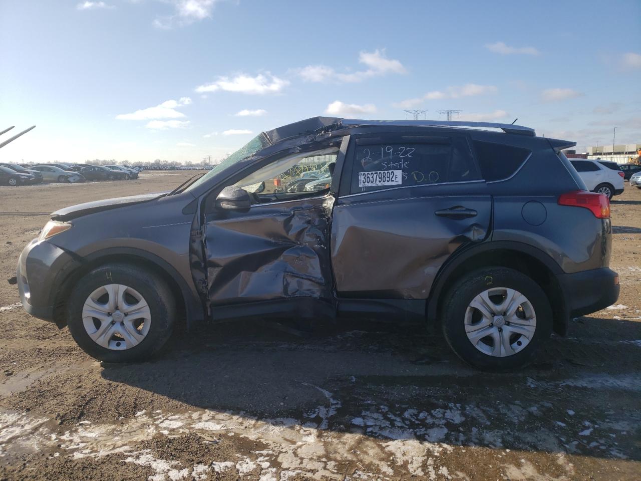 Photo 9 from auction – 2013 TOYOTA RAV4 LE with VIN JTMBFREV9D5021907