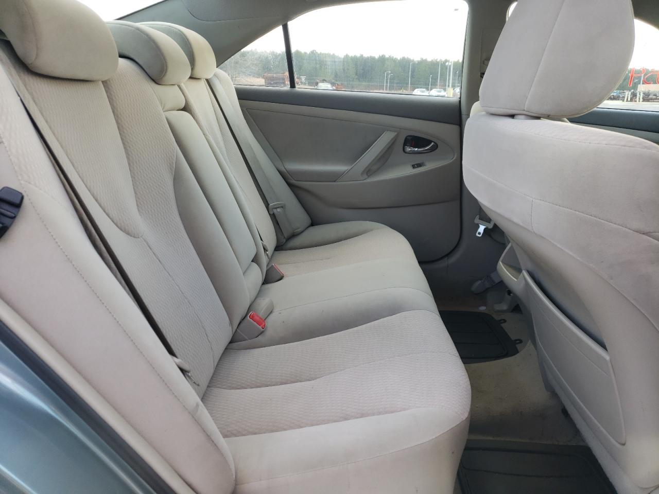 Photo 6 from auction – 2011 TOYOTA CAMRY BASE with VIN 4T1BF3EK5BU636018