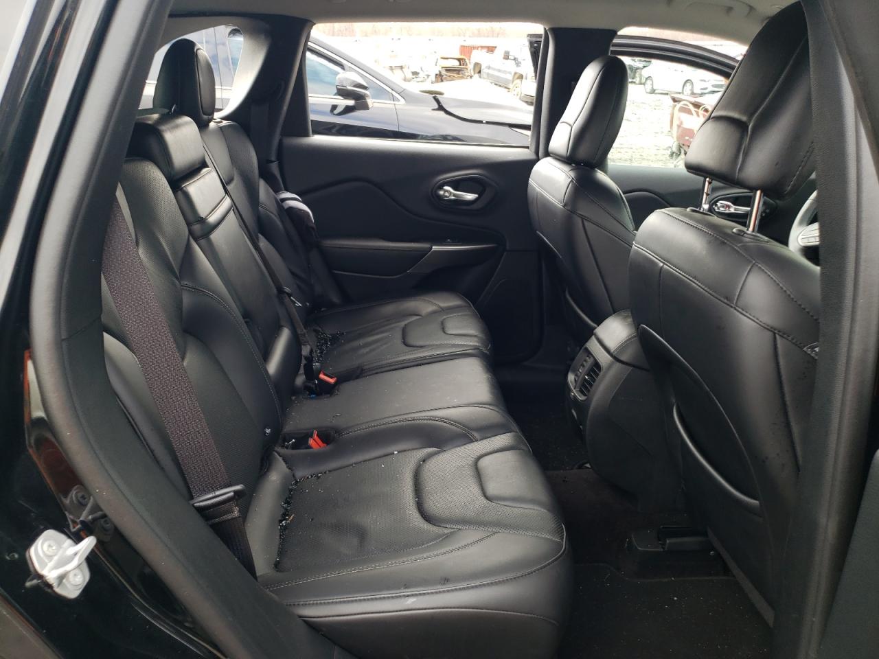 Photo 6 from auction – 2019 JEEP CHEROKEE L with VIN 1C4PJMDN0KD151120