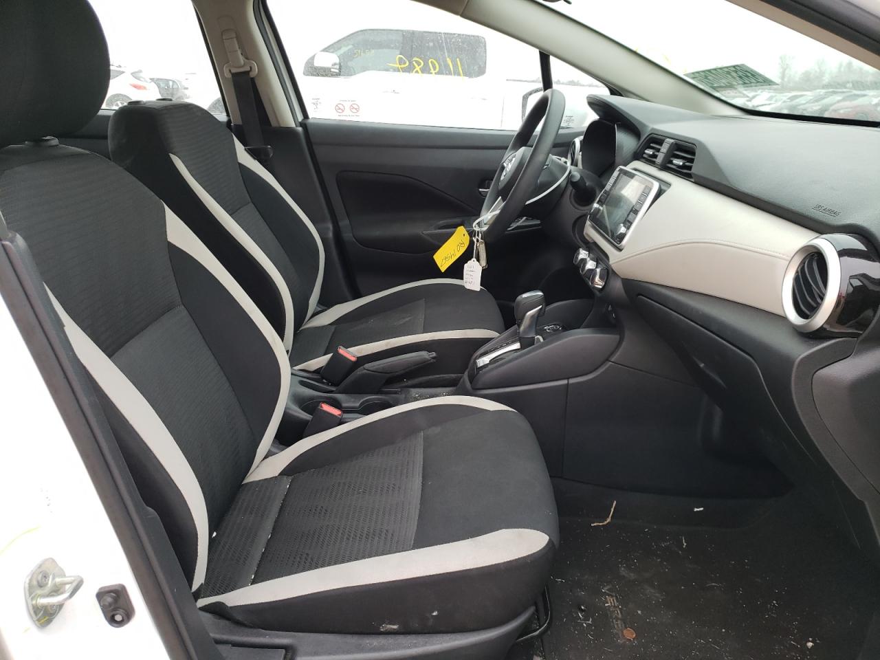Photo 5 from auction – 2021 NISSAN VERSA SV with VIN 3N1CN8EV8ML869040