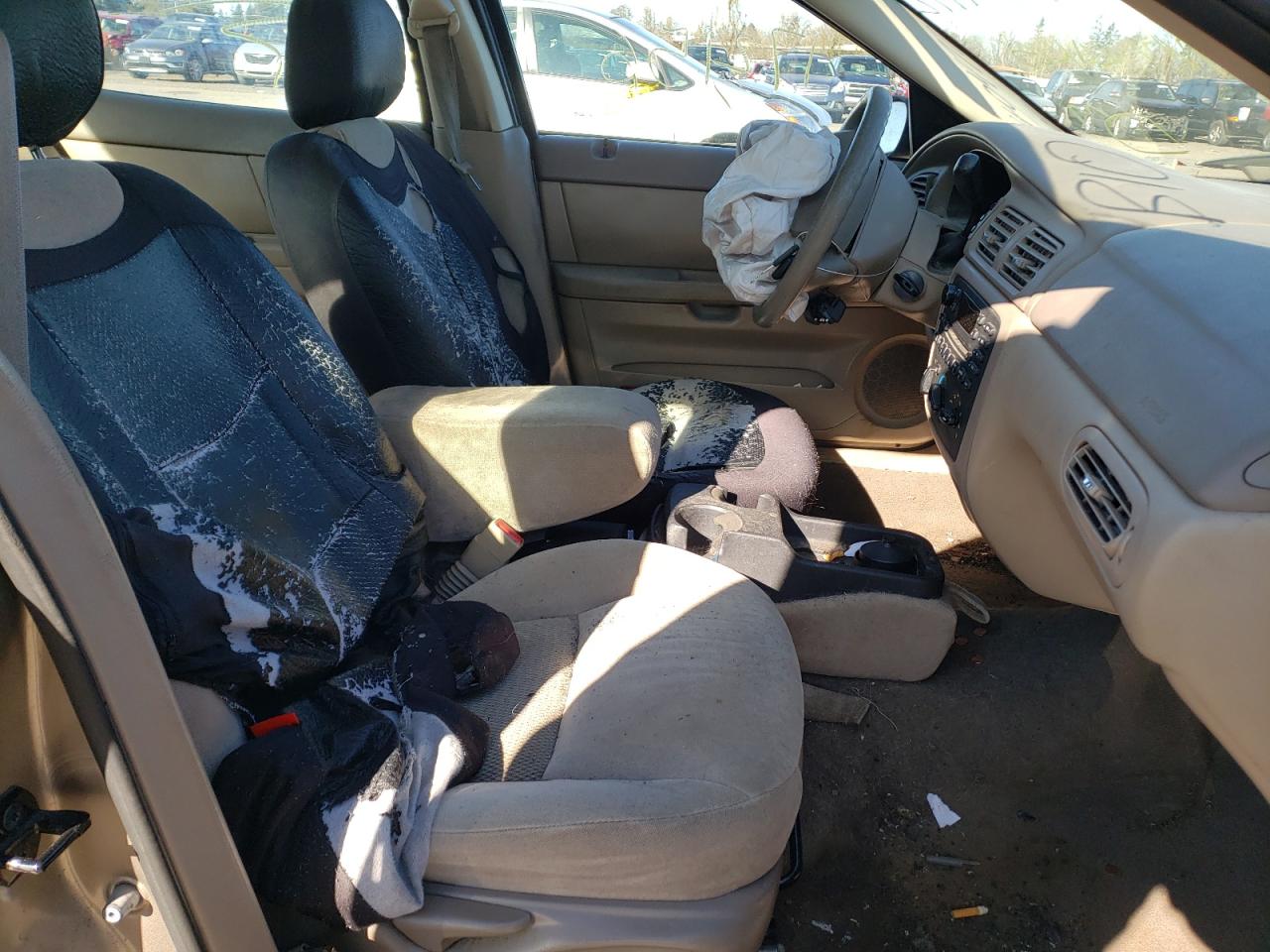 Photo 5 from auction – 2005 FORD TAURUS SE with VIN 1FAHP53245A247568