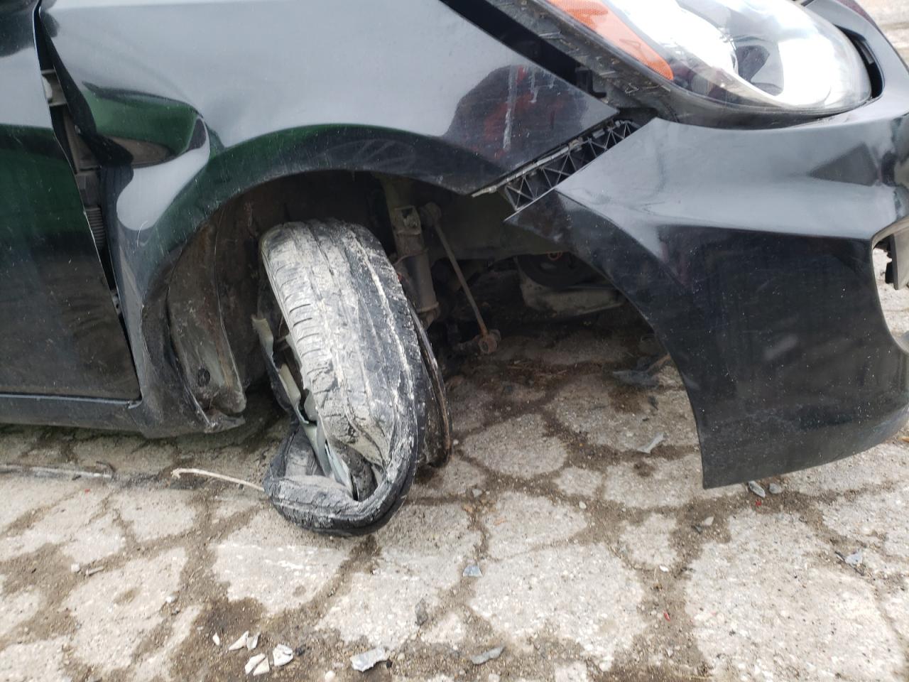 Photo 9 from auction – 2013 HYUNDAI ACCENT GLS with VIN KMHCT4AE7DU415428