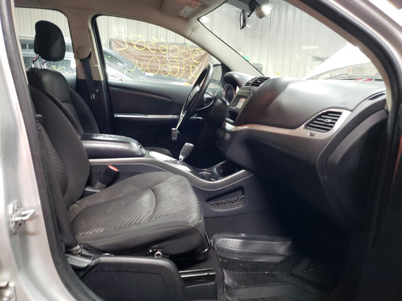 Photo 5 from auction – 2014 DODGE JOURNEY SE with VIN 3C4PDCABXET135288