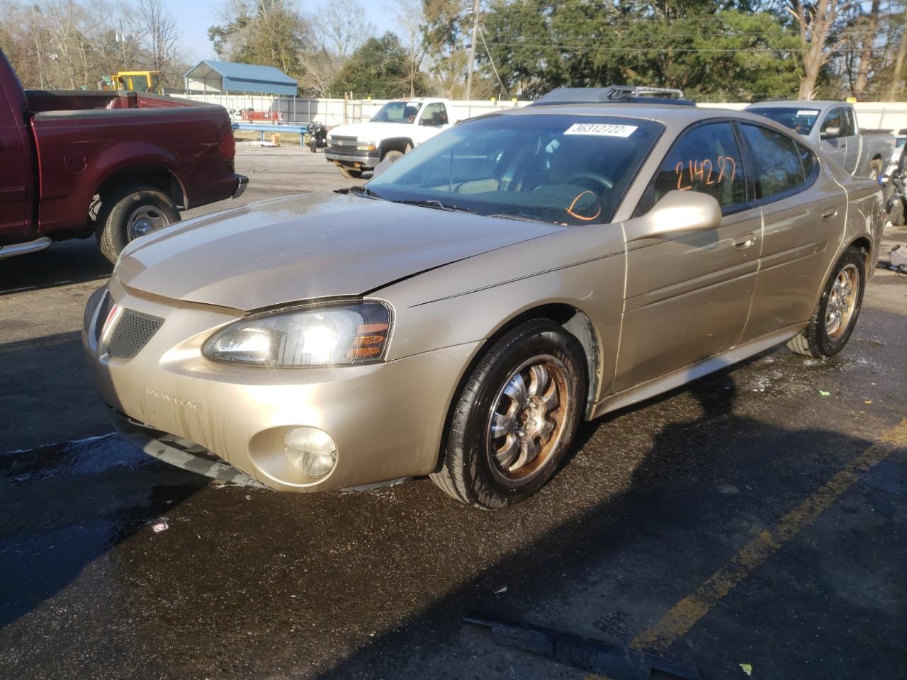 Photo 2 from auction – 2005 PONTIAC GRAND PRIX with VIN 2G2WP522951240021