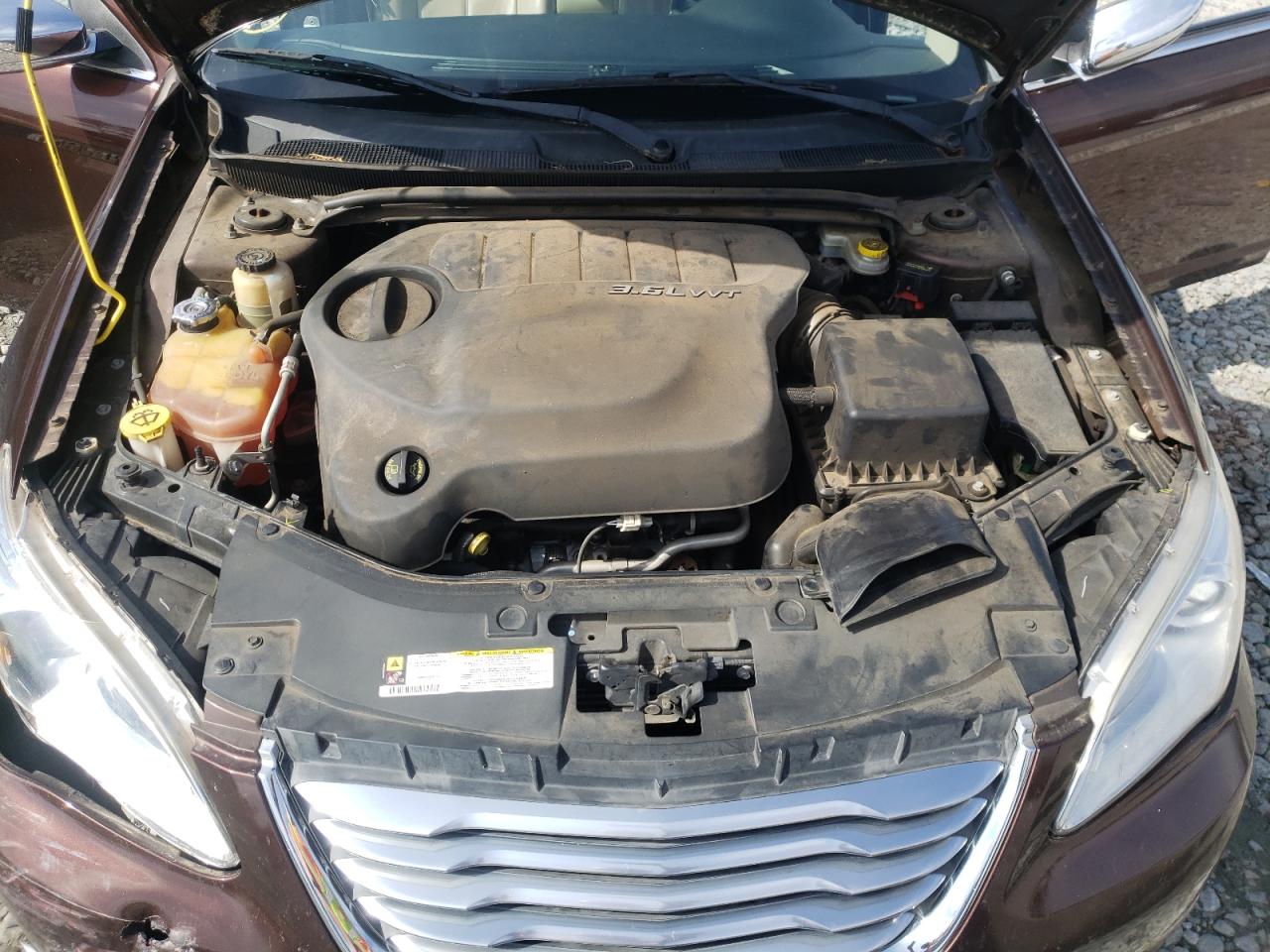 Photo 7 from auction – 2013 CHRYSLER 200 LIMITE with VIN 1C3CCBCG3DN558219