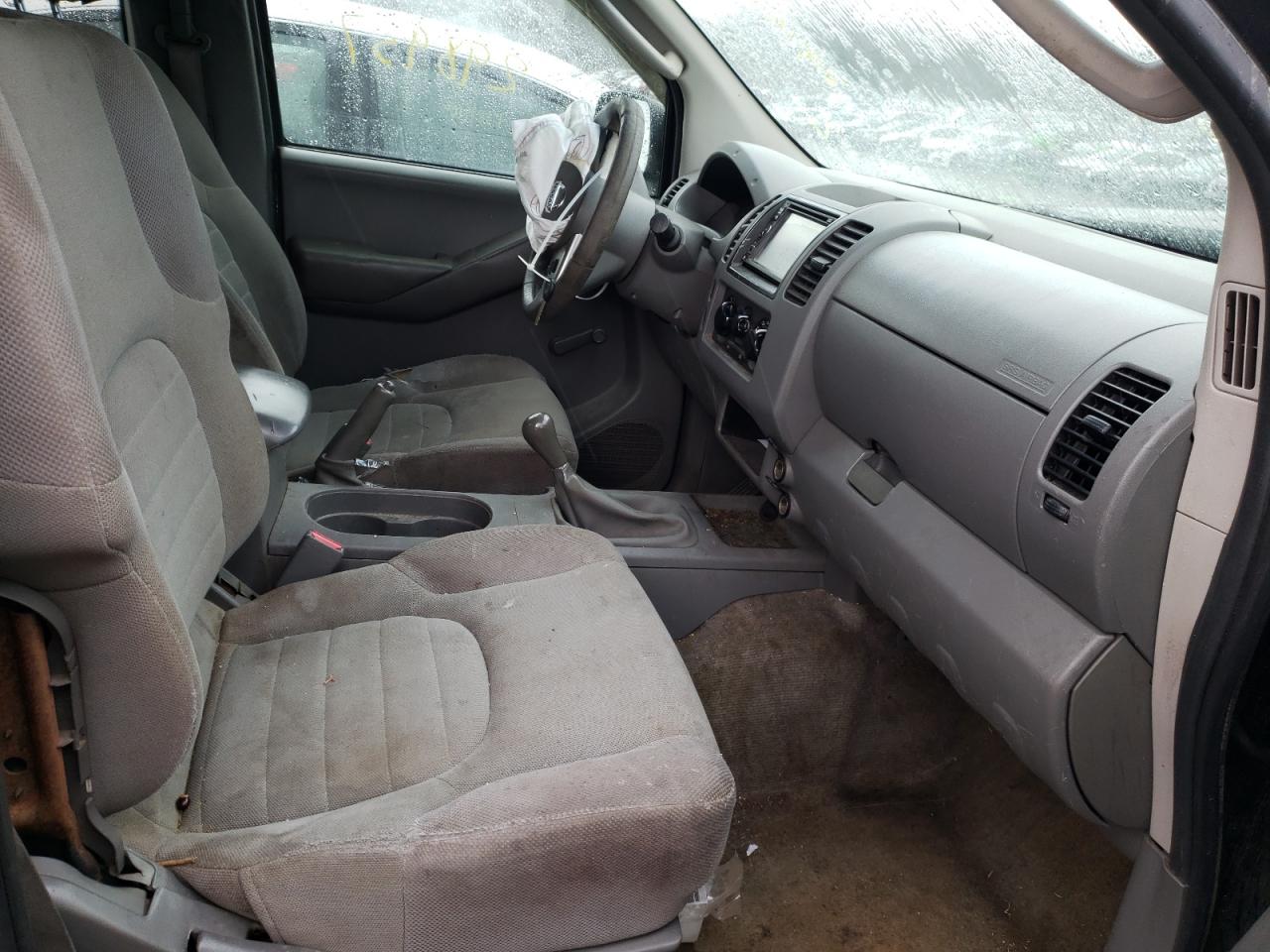 Photo 5 from auction – 2005 NISSAN FRONTIER K with VIN 1N6BD06T05C429012
