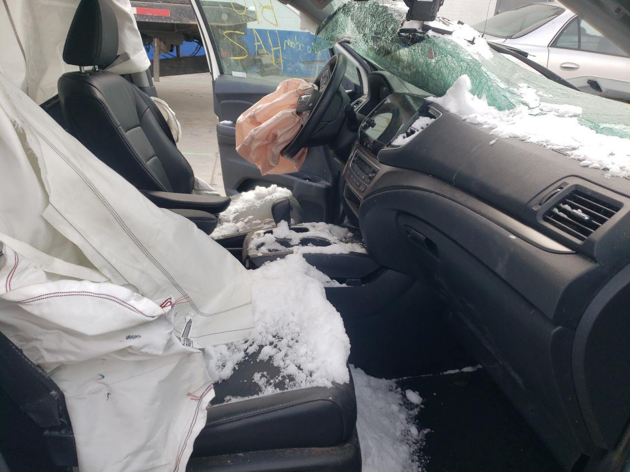 Photo 5 from auction – 2019 HONDA PILOT EXL with VIN 5FNYF6H51KB066338