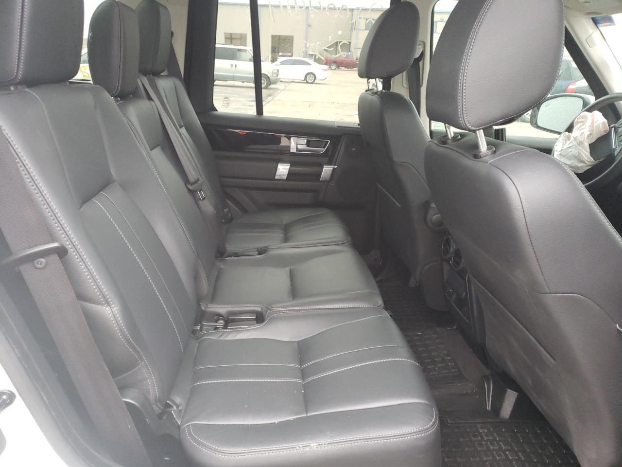 Photo 6 from auction – 2016 LAND ROVER LR4 HSE with VIN SALAG2V60GA843931