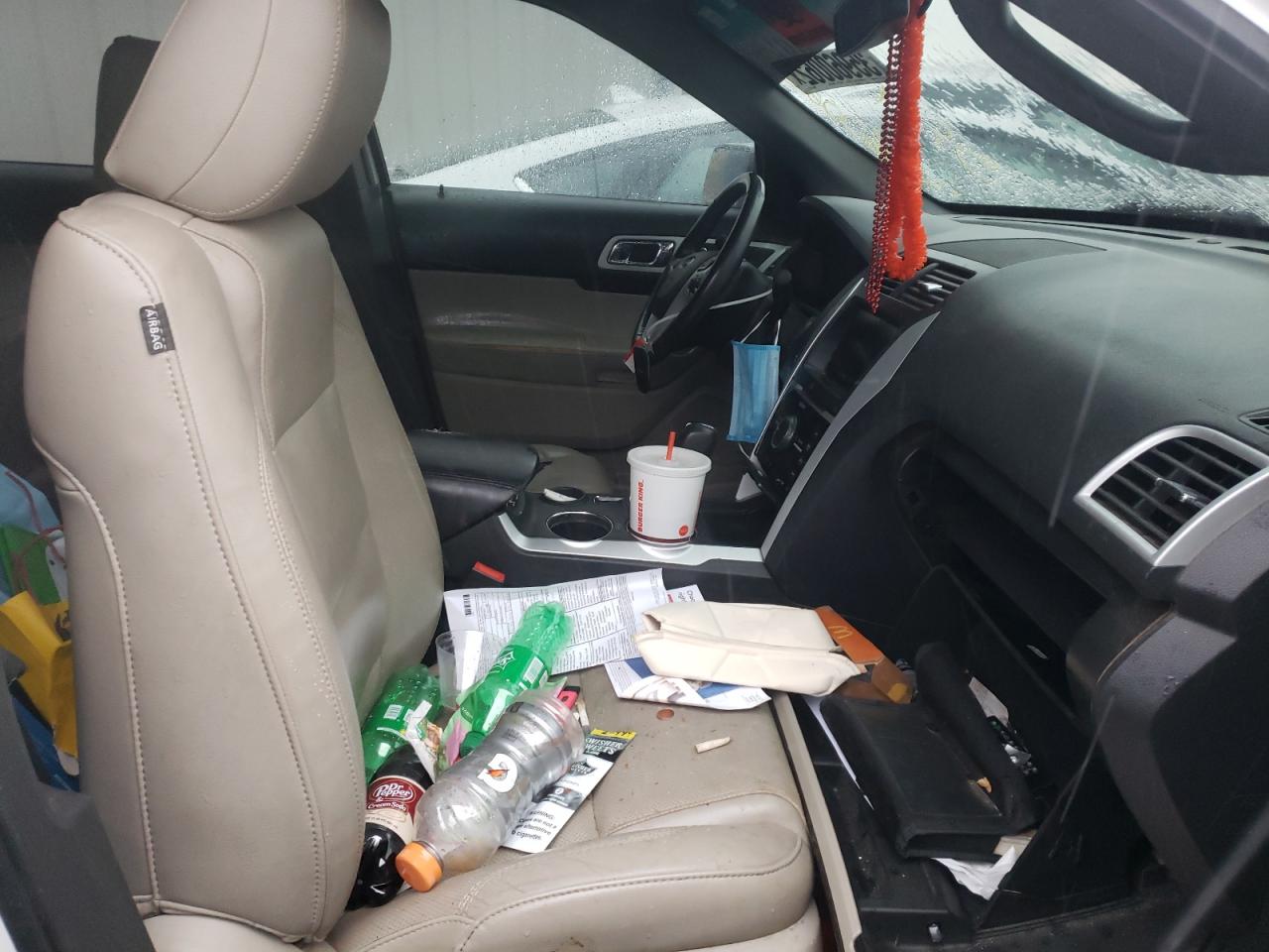 Photo 5 from auction – 2013 FORD EXPLORER L with VIN 1FM5K7F85DGA57776