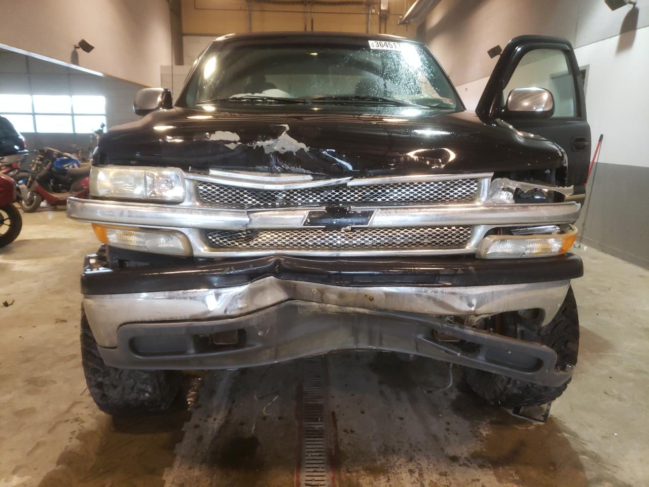 Photo 9 from auction – 2002 CHEVROLET SILVERADO with VIN 1GCGK13U82F104636