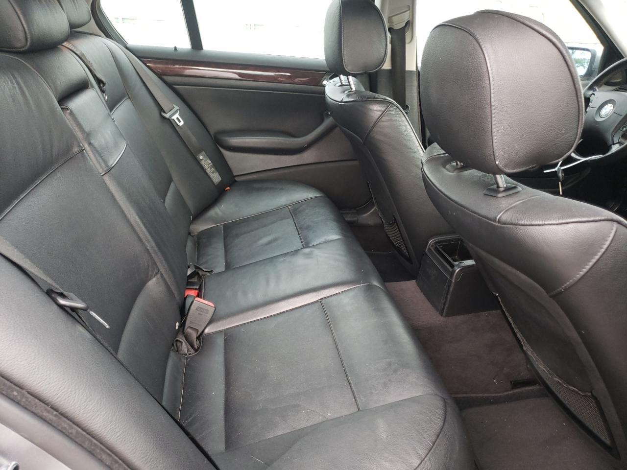 Photo 6 from auction – 2005 BMW 325 I with VIN WBAEV33405KW19987