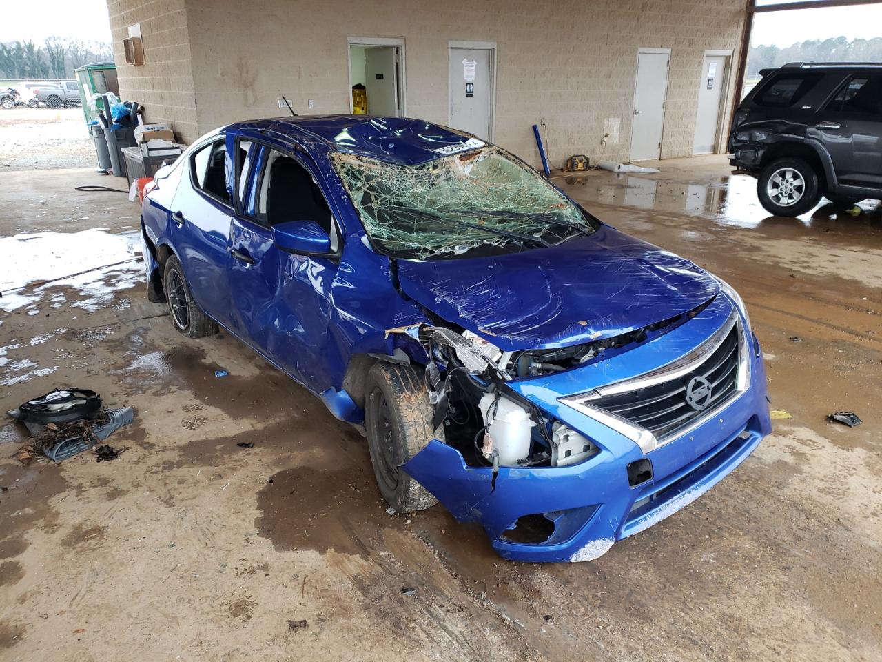 NISSAN VERSA S 2017 with VIN 3N1CN7AP2HL898881 - Photo from auction